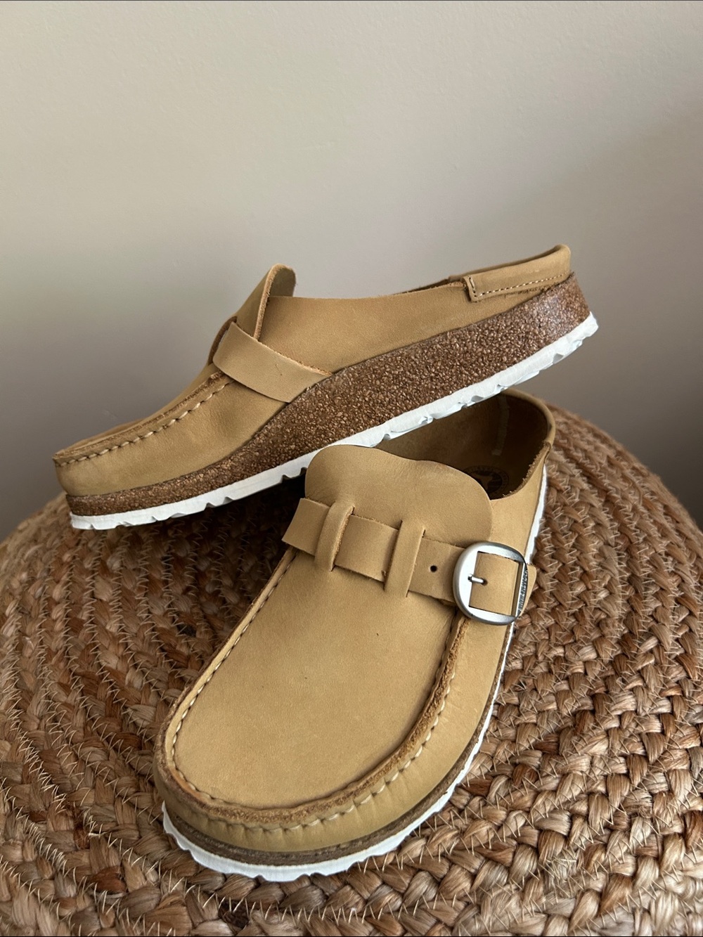 Birkenstock Buckley Tan Leather Clog - Picture 7 of 9